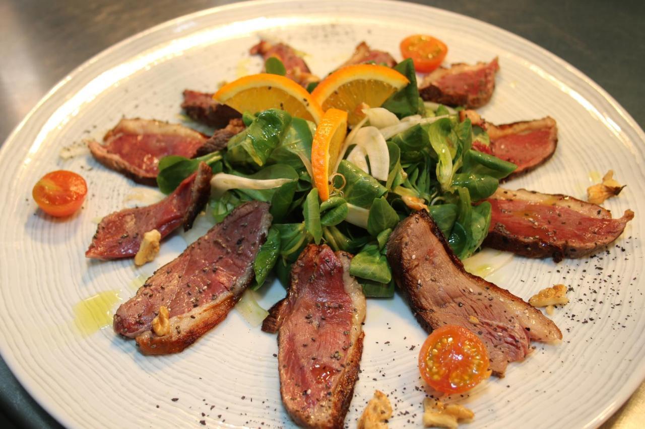 Suma Hotel Restaurant Remich Bagian luar foto